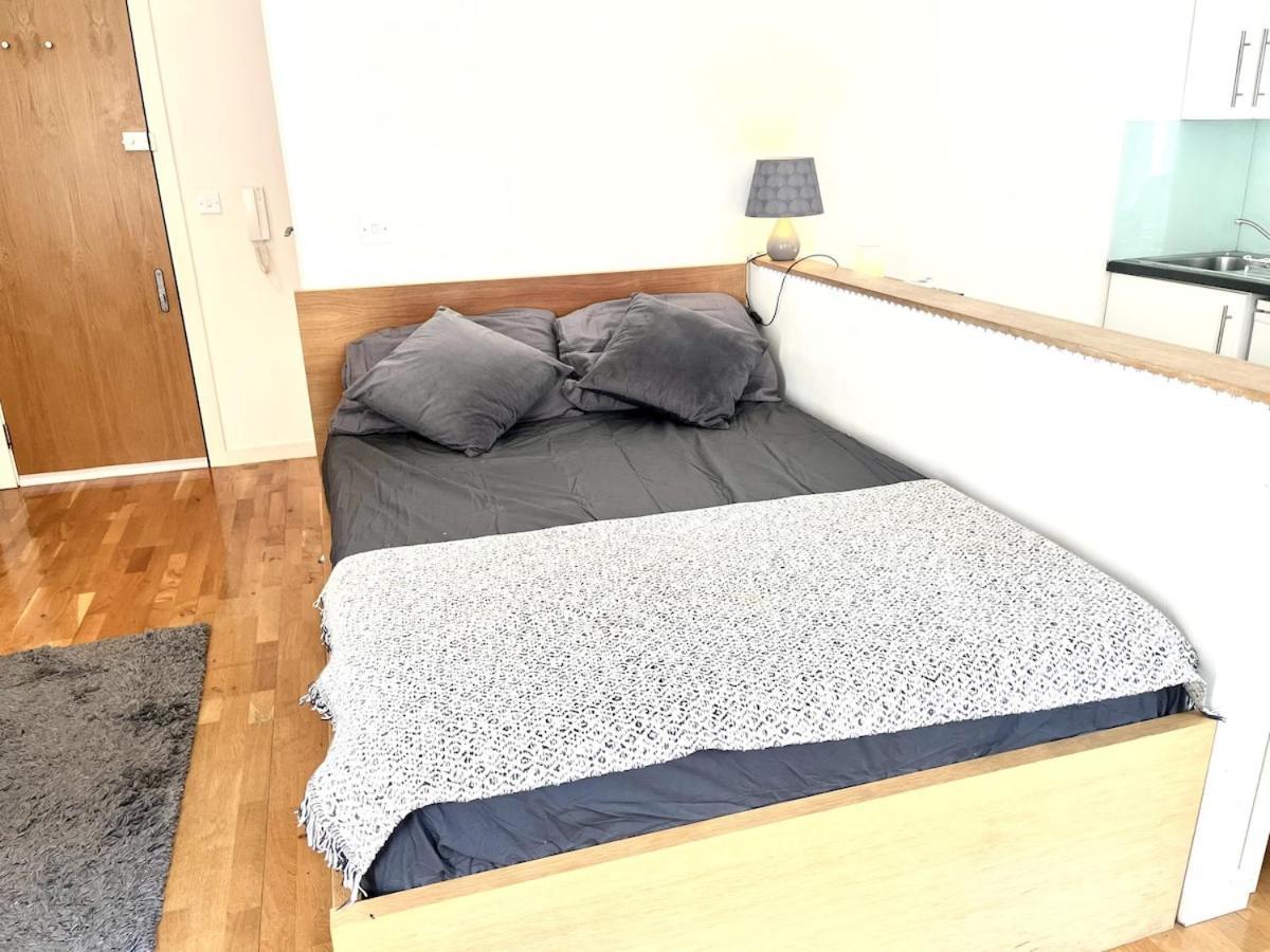 Flat In Centre Of Londra